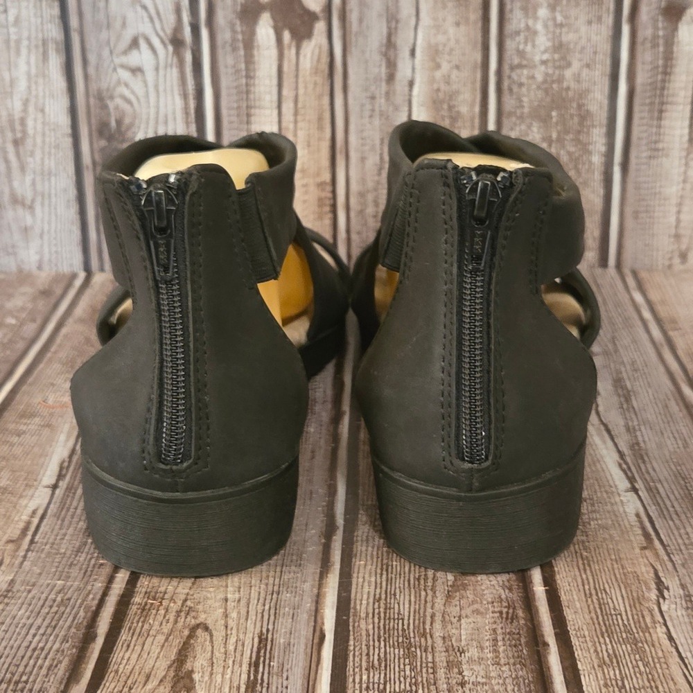 Sz 11 Womens Earth Spirit Black Vegan Leather Crisscross Strap Back Zip Sandals - Picture 4 of 10